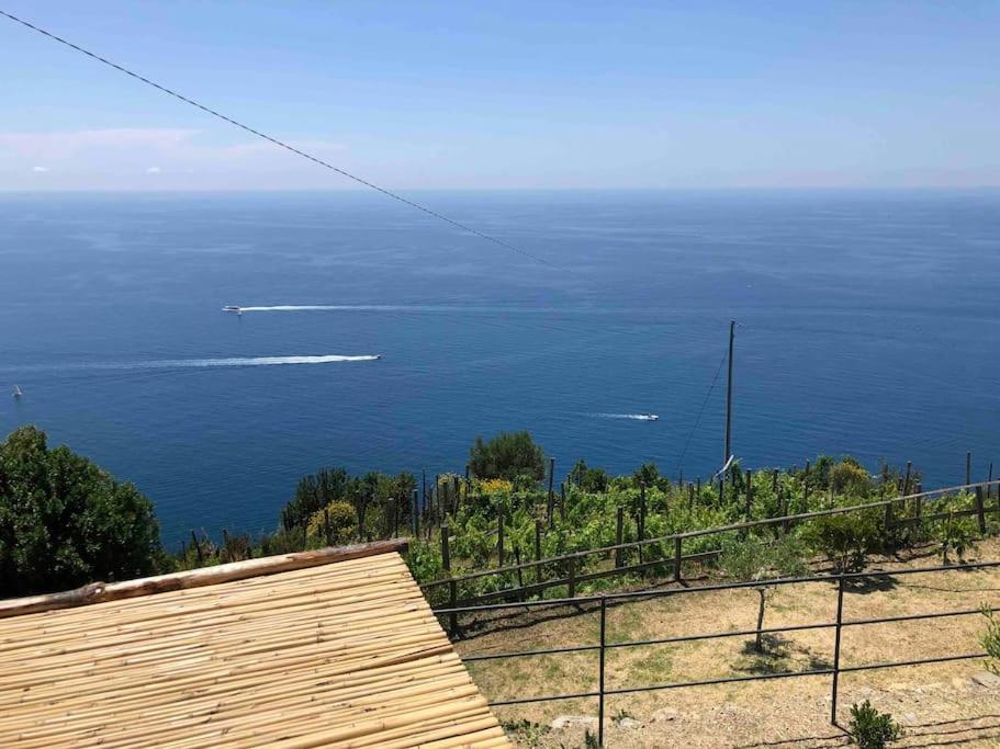 Holiday home Orangehouse Cinque Terre. Private Parking Riomaggiore