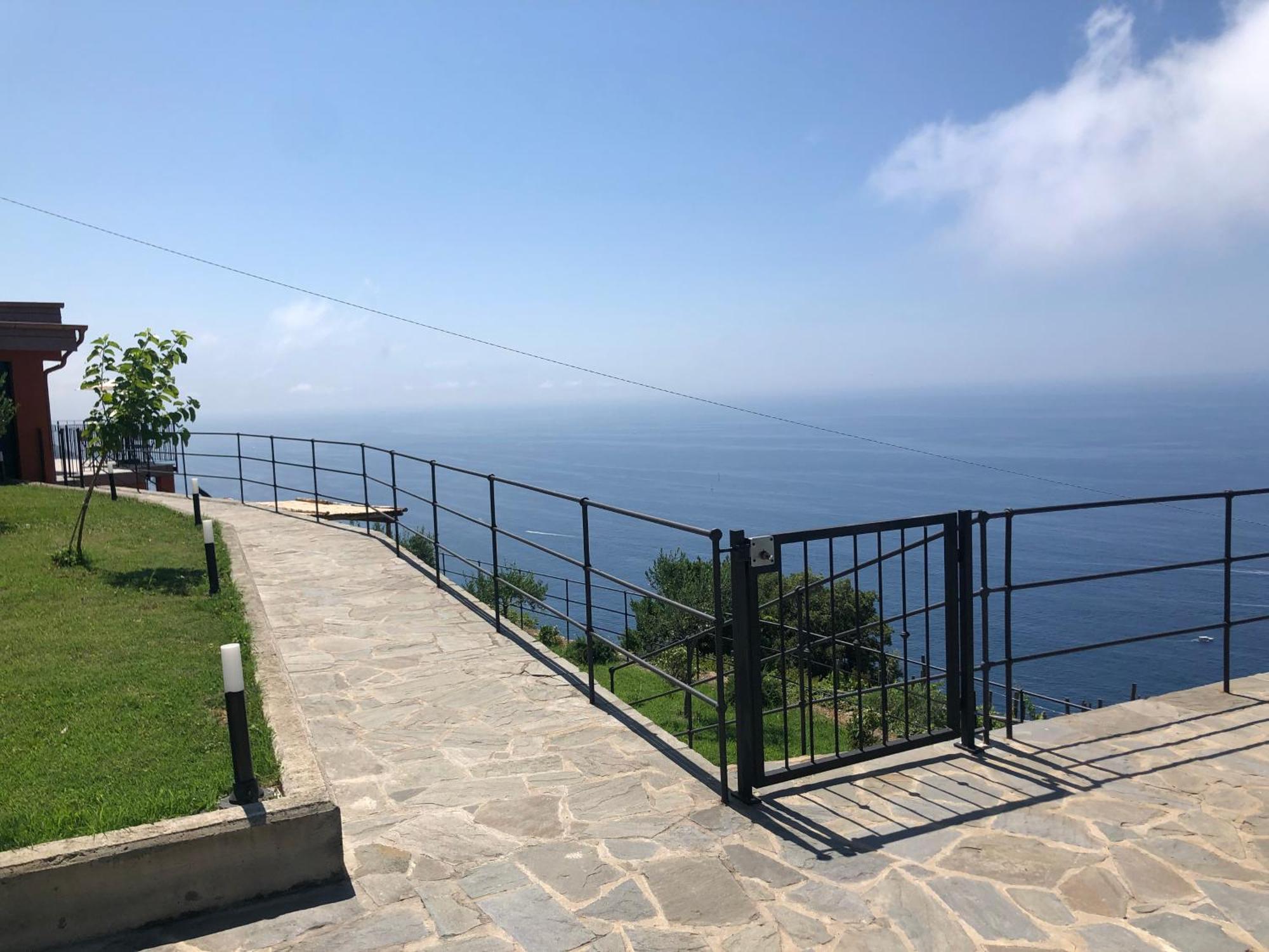 Orangehouse Cinque Terre. Private Parking *