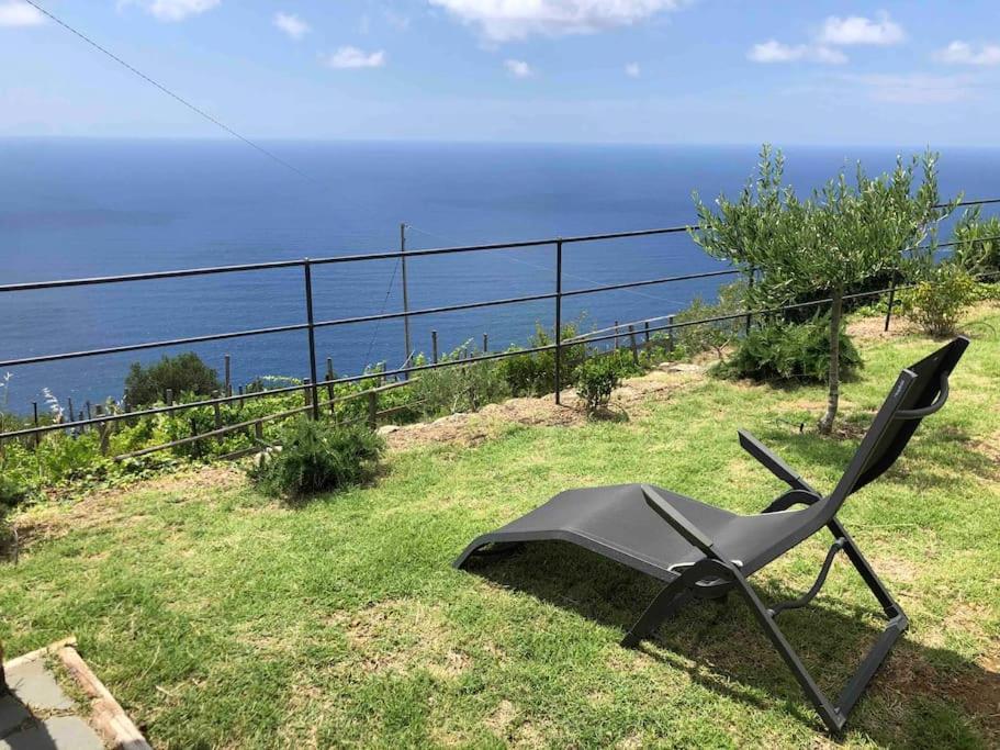 Holiday home Orangehouse Cinque Terre. Private Parking Riomaggiore