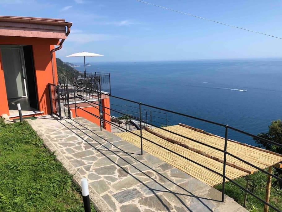 Orangehouse Cinque Terre. Private Parking *
