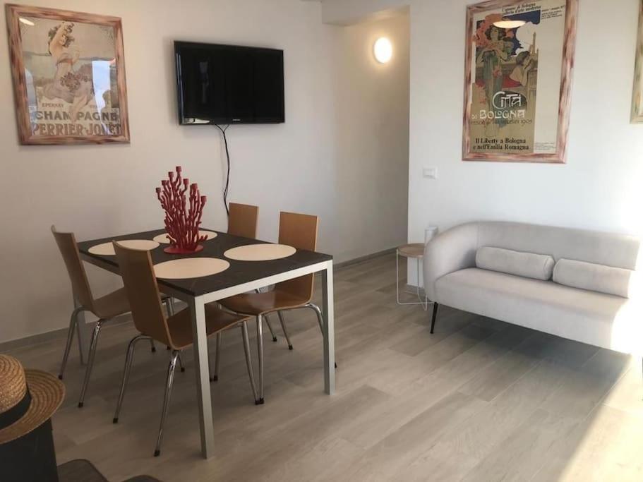 Orangehouse Cinque Terre. Private Parking Riomaggiore