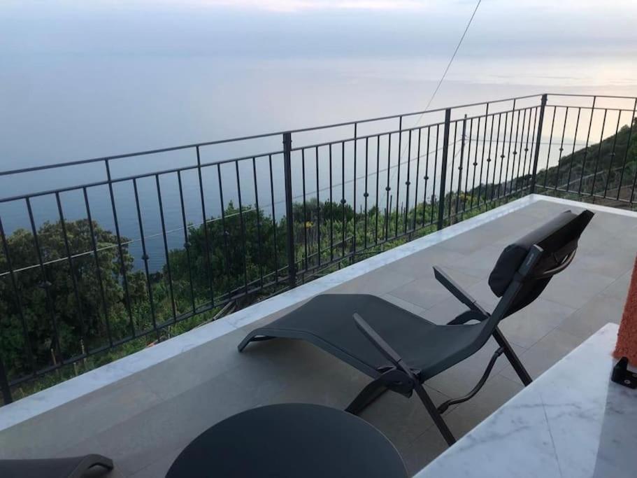 Orangehouse Cinque Terre. Private Parking Riomaggiore
