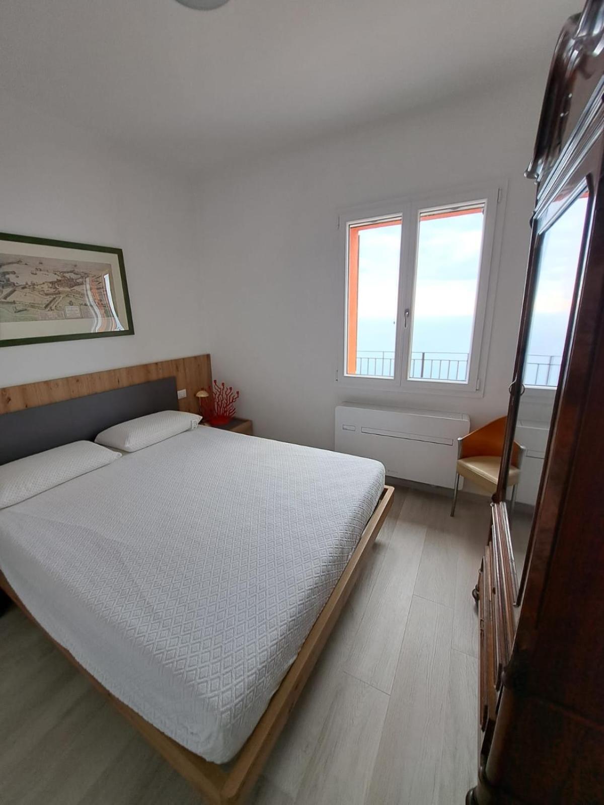 Ferienhaus Orangehouse Cinque Terre. Private Parking Riomaggiore